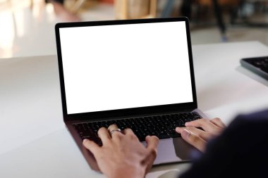 Laptop ekran modeli, şablon arkaplan pankartı, boş ekranlı el bilgisayarı, iş çevrimiçi, e-ticaret, çevrimiçi çalışma konsepti