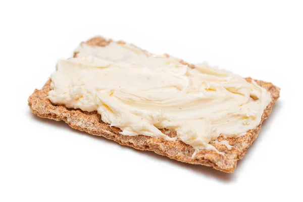Vollkornknäckebrot Mit Frischkäse Isoliert Auf Weiß Schnelle Und Gesunde Sandwiches — Stockfoto