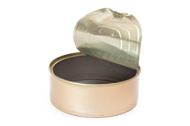 Açılmış Boş Teneke Kutu Beyaz Arkaplanda izole edildi. Temiz kullanılmış alüminyum kutu izolasyon. Çözünmeyen İnorganik Atık