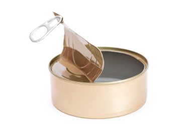 Açılmış Boş Teneke Kutu Beyaz Arkaplanda izole edildi. Temiz kullanılmış alüminyum kutu izolasyon. Çözünmeyen İnorganik Atık