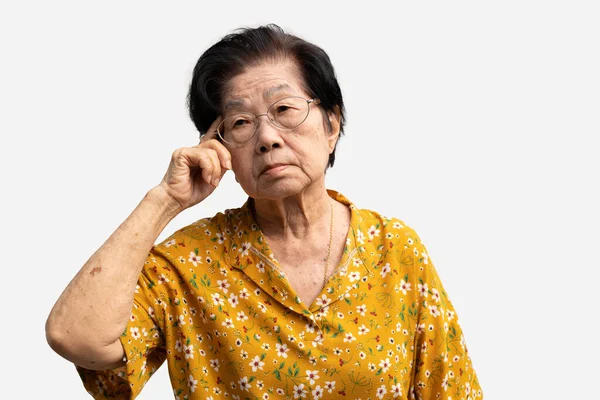 Güçlü Kronik Baş Ağrısı Çeken Yaşlı Bir Kadın Eliyle Başını — Stok fotoğraf