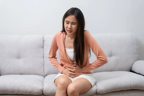 Sick Asian Woman Suffering Acute Abdominal Pain Abdomen Due Menstruation — Stock Photo, Image