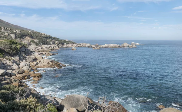 Okyanus Kıyısında Oudekraal Yakınlarında Kayalıkları Kayaları Olan Manzara Cape Town — Stok fotoğraf