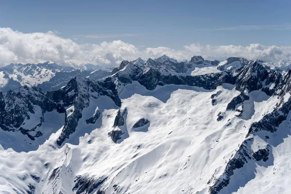 Antennenlandschaft Von Einem Segelflugzeug Aus Von Den Steilen Schneebedeckten Hängen — Stockfoto