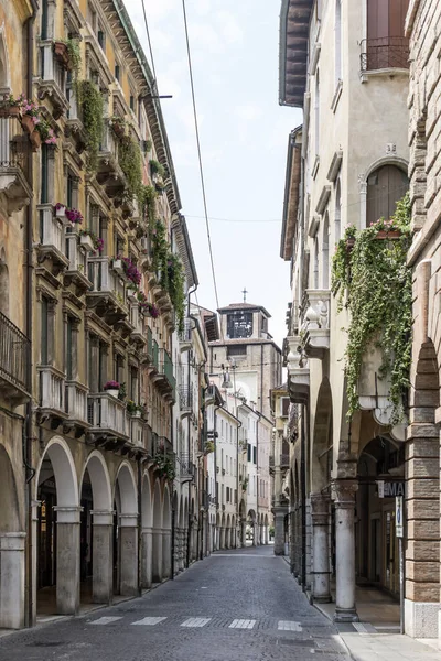 Cityscape Street Houses Covered Walkways Shot Bright Light Treviso Veneto — Stock Photo, Image