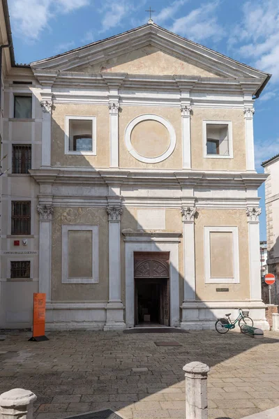 Vista San Gaetano Desconsagrado Fachada Igreja Filmado Luz Brilhante Treviso — Fotografia de Stock
