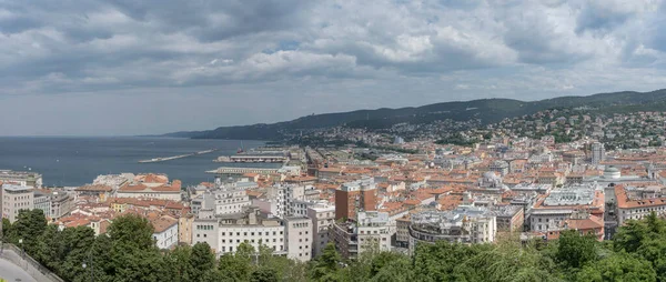 Paisaje Urbano Aéreo Trieste Golfo Rodado Luz Brillante Mirando Oeste — Foto de Stock