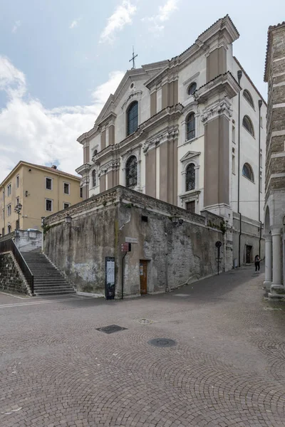 Uitzicht Maria Maggiore Kerk Enorme Perron Geschoten Fel Licht Trieste — Stockfoto