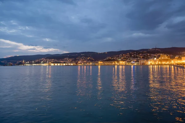 Cityscape Trieste Its Gulf Shot Dusk Light Looking West Bersaglieri — Stock Photo, Image