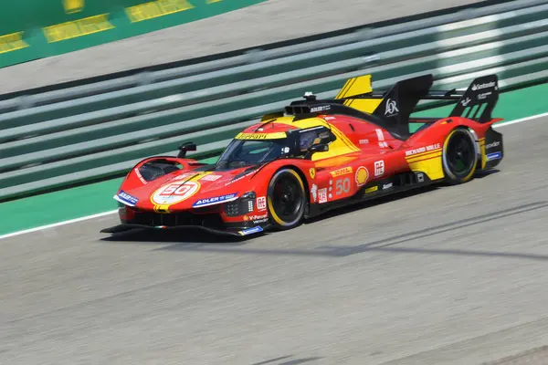 Imola Απριλίου 2024 Ferrari Δράση Στο Παγκόσμιο Πρωτάθλημα Ανθεκτικότητας Wec — Φωτογραφία Αρχείου