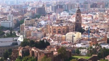 Malaga şehri ve yukarıdan katedrali. Endülüs, İspanya.