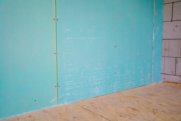 Neme Dayanıklı Alçıpan Duvarı Özel Bir Evin Kısmı Mavi Alçıpanla — Stok fotoğraf