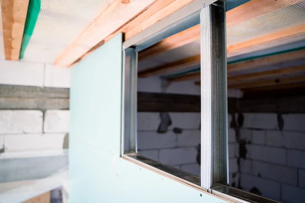 Moisture Resistant Drywall Screwed Black Self Tapping Screws Metal Profile —  Fotos de Stock