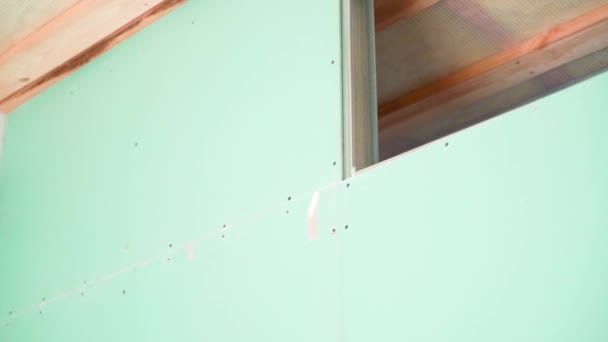 Metal Perfil Embainhado Com Drywall Close Placa Gesso Verde Resistente — Vídeo de Stock