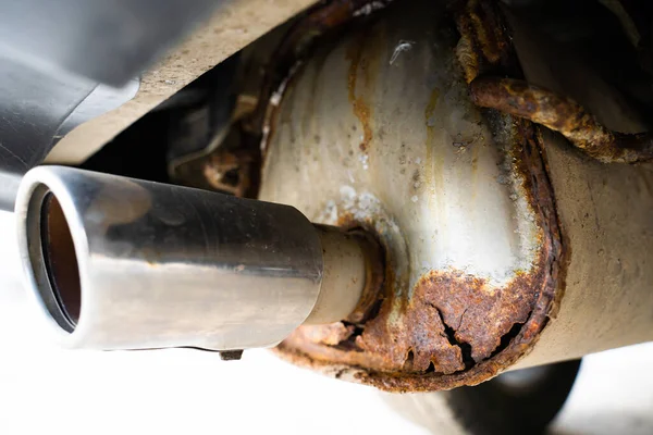 Rusty Car Exhaust Muffler Hole Close Corrosion Metal Exhaust Pipe — Stock Photo, Image