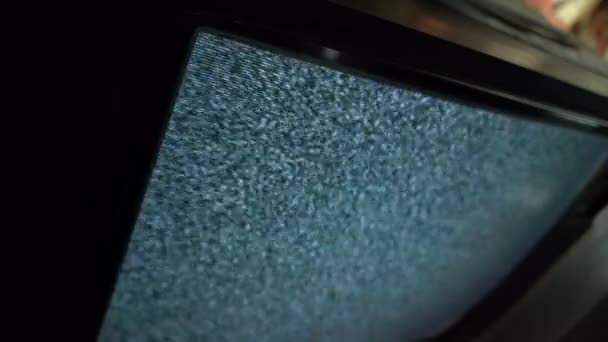 古いテレビ画面で雪 信号もホワイトノイズもない 高品質4K映像 — ストック動画