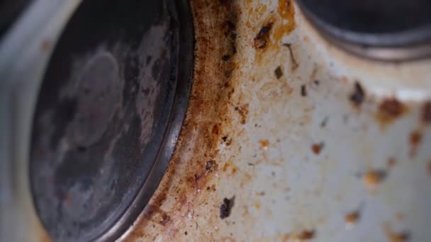 Ηλεκτρική Κουζίνα Απαιτεί Καθαρισμό Και Καθαρισμό Από Βρωμιά Περιστροφή Κάμερας — Αρχείο Βίντεο