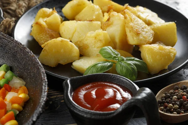 Stekt Potatis Närbild Smaklig Och Enkel Mat Traditionell Lunch — Stockfoto