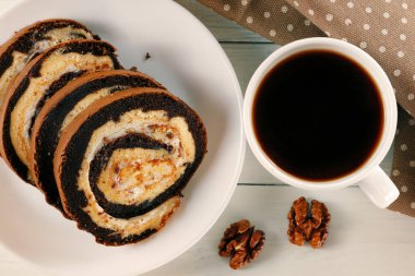 Tatlı börek. Geleneksel kahvaltı.