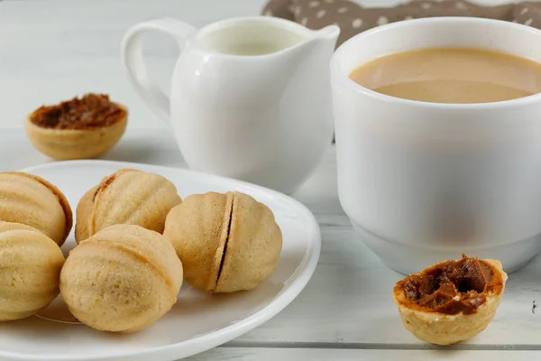 Pequeno Almoço Tradicional Com Cookies Caseiros — Fotografia de Stock