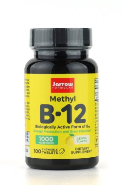LVIV, UKRAINE - Nisan 06, 2023: Jarrow Formülleri, metil B12 vitaminleri.