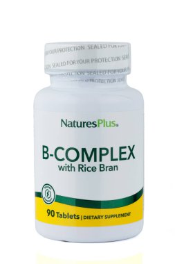 LVIV, UKRAINE - 29 Haziran 2023: NaturesPlus, B-Kompleks