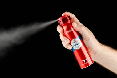 LVIV, UKRAINE - 29 Haziran 2023: Old Spice deodorant vücut spreyi