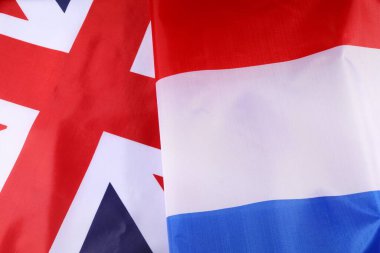 Hollanda, Hollanda ve İngiltere bayrakları