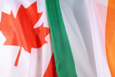 Kanada ve İrlanda bayrakları. 3 boyutlu illüstrasyon. Bayrak, İrlanda İrlanda bayrağı