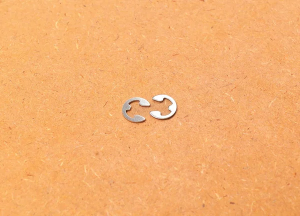 Típusú Fémrögzítő Gyűrű Közeli Képe Rétegelt Lemezen — Stock Fotó