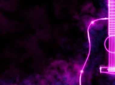 Parlak pembe akustik gitar karanlıkta dumanlı neon ışıklar, siyah arkaplanda kopyalama alanı