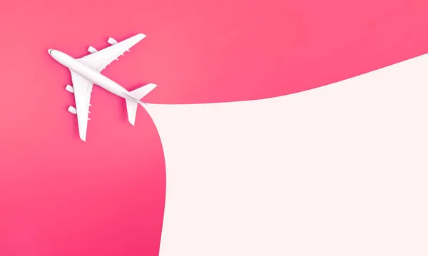 ピンクの背景とメッセージのためのスペースに航空機の飛行機のトレイル 観光休暇のコンセプトのフラットレイアウトデザイン 3Dレンダリング — ストック写真