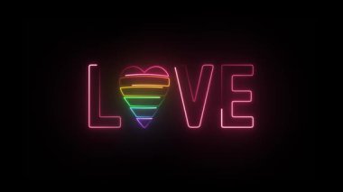 Parlayan neon aşk işareti gökkuşağı kalbi yayıyor. Gurur topluluğunun canlı ruhunu simgeliyor. Karanlık arka plana karşı.