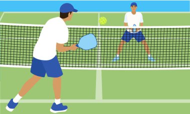 Pickleball 'dan iki oyuncu, Pickleball sahasında arkadaşça bir maçın keyfini çıkarıyorlar. Raketleriyle topa vuruyorlar.