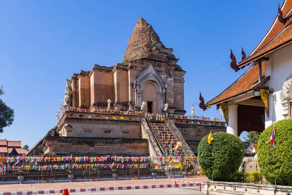 Wat Chedi Luang Varavihara Surrounding Color Flag Destination Tourist Chiang — Foto Stock