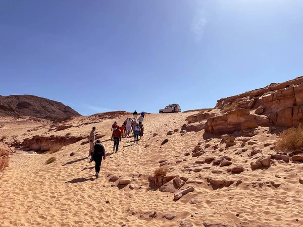 stock image Colored Salam canyon in the Sinai Peninsula with tourists.