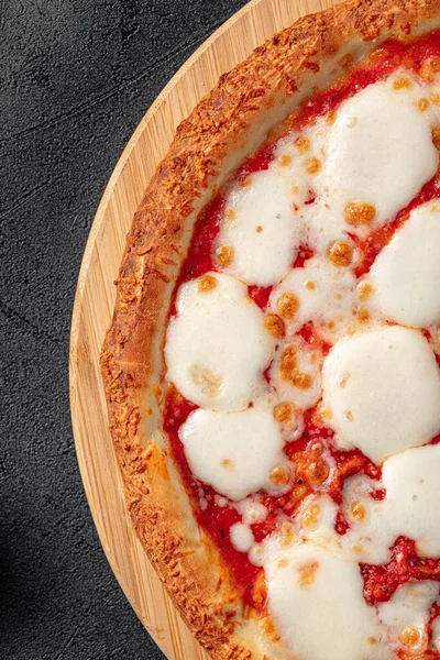Szekrény Ínyenc Olasz Margherita Pizza Sajttal — Stock Fotó