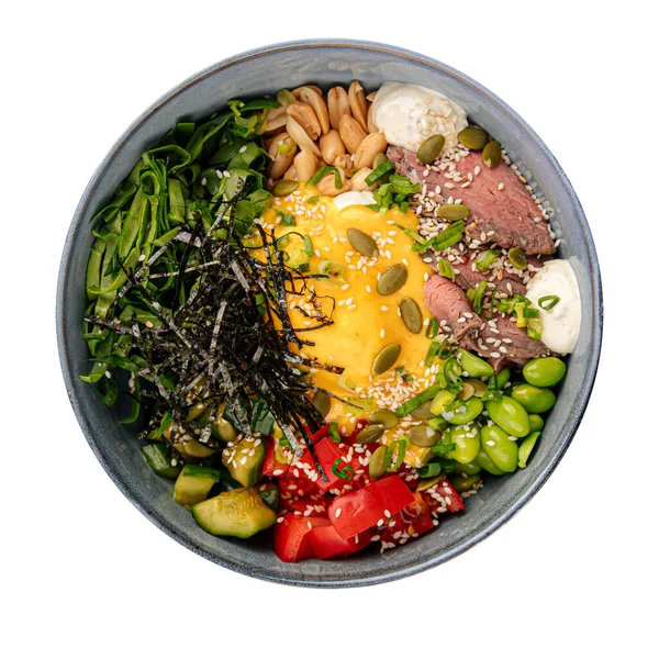 Porción Aislada Poke Bowl Con Pastrami Ternera Verduras —  Fotos de Stock