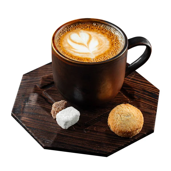 배경에 쿠키가 카푸치노 커피의 고립된 — 스톡 사진