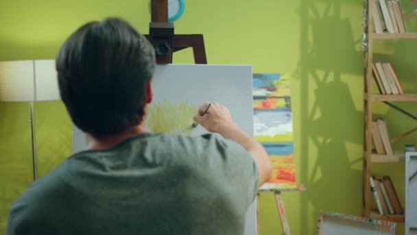 Taking Video Art Studio Artist Man Take Brush Start Add — Vídeo de Stock