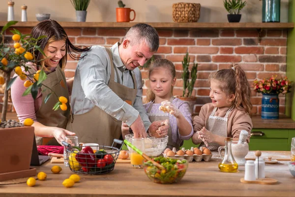 Morning Happy Young Family Cooking Favourite Deserts Dad Charismatic Man — Stock Photo, Image