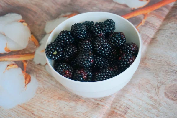 Fresh Blackberries Glass Cup Wooden Background — Stock Fotó