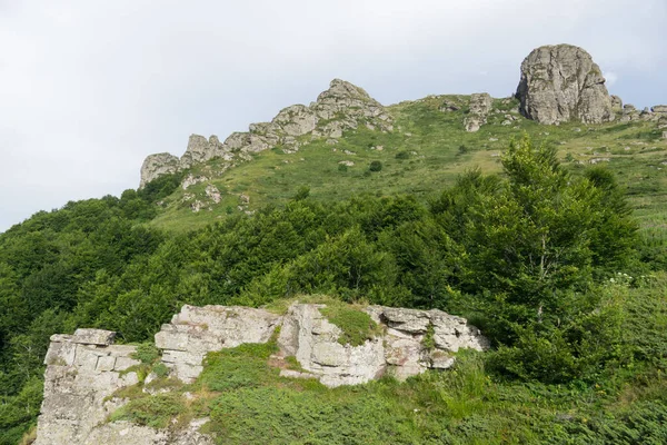 Paisagem Das Montanhas Sérvia Uma Bela Paisagem Verão — Fotografia de Stock
