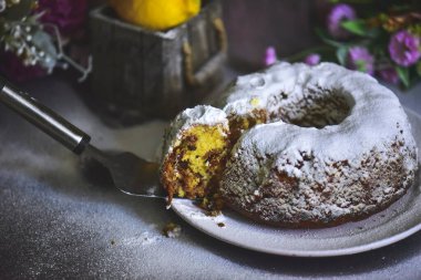 Yumurtalı Paskalya kek