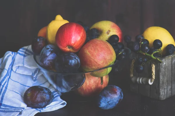 Natura Morta Frutti Maturi — Foto Stock