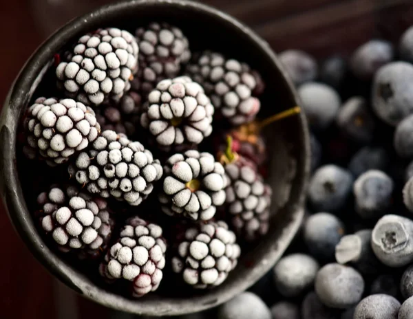 Frozen Blueberries Black Table — Stock Photo, Image