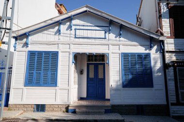 İstanbul kenti yakınlarındaki Prince Adaları 'nın geleneksel ahşap mimarisi