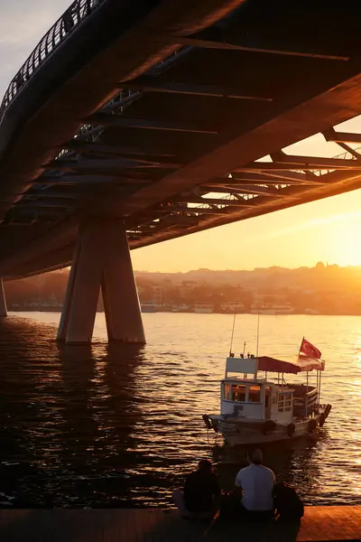 Halic Metro Bridge Istanbul Prachtig Zonsondergang Uitzicht Gouden Hoorn — Stockfoto
