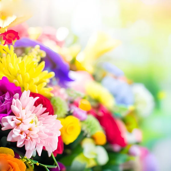 Colorido Buquê Vibrante Várias Flores Com Fundo Borrado Espaço Cópia Fotos De Bancos De Imagens