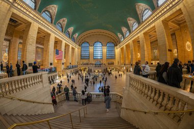 NEW YORK, ABD - 7 Mart 2020: Grand Central Terminali, 42. Cadde ve Manhattan şehir merkezindeki Park Avenue 'da yer alıyor. National Historic Landmark, Beaux-Arts tasarımı ve 1913 yılında açıldı..